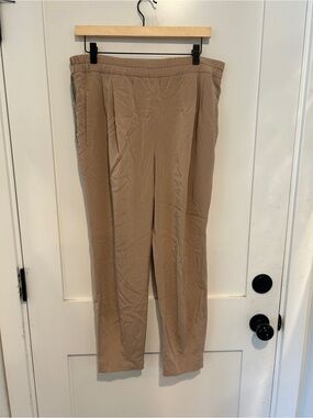 Brunello Cucinelli Brown Silk Pants with Beaded detail -  Size 6